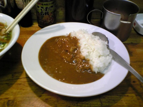 らーめん あろま:?半カレー300全景100526