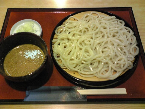 喜久家:?ごまだれうどん700円全景100727