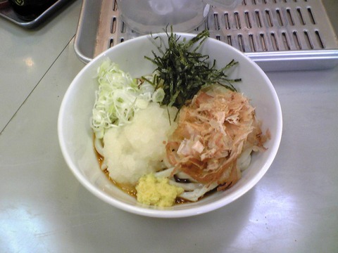川中島うどん店:?ぶっかけ440円全景100805