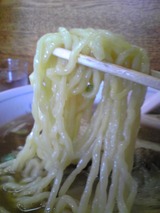 哈爾濱餃子:?太肉麺800円の麺100615