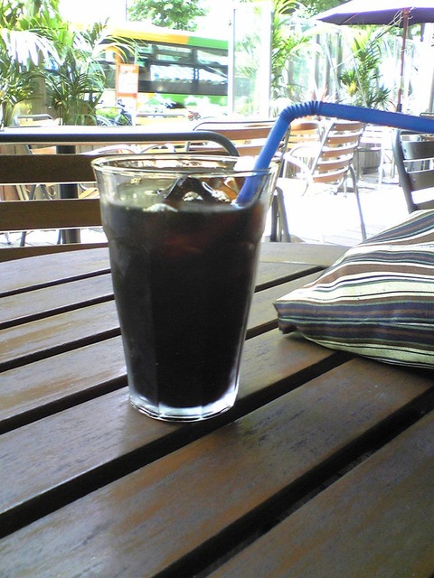 23番地カフェ:?アイスコーヒー230円100725