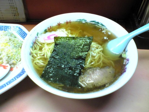 竹葉軒:?半チャーハンラーメンセット700ラーメン全景100625