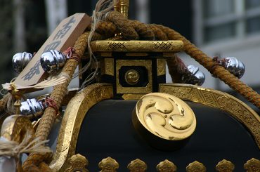 256-kaminarimon