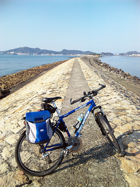 片男波遊歩道