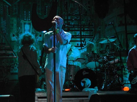 Padova_REM_concert_July_22_2003_blue