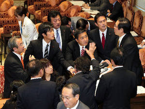 AS20131126001429_commL