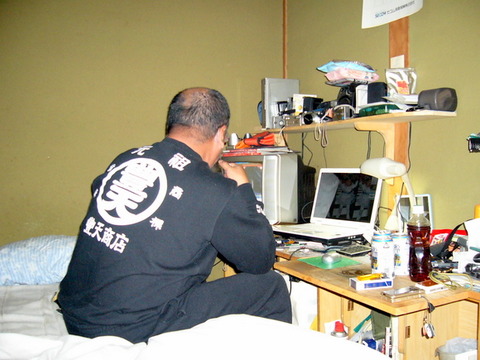 15701242ce396572f8b15b8a9b307464