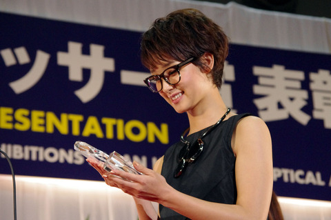 121023bestdresser_gourikiayame02_1200