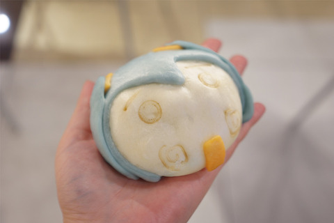 ミクまん(流行もの)に群がる貧困層