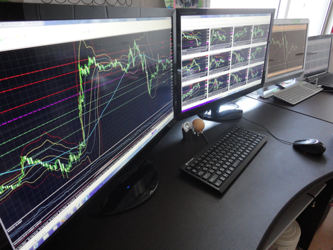 FXで有り金全部溶かした人