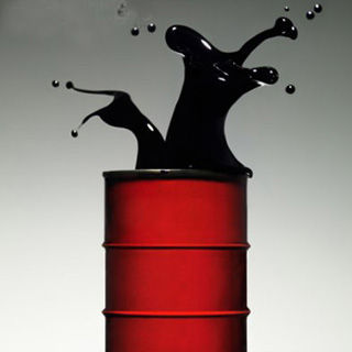 原油価格下落が世界経済に与える影響