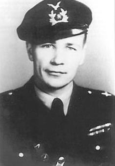 Finish-Air-Force-Ace-Ilmari-Juutilainen-01