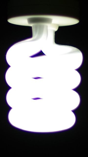 £³