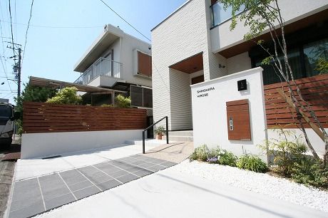 ³°¹½¥â¥À¥ó¡¡¼Ð¤á¤«¤é