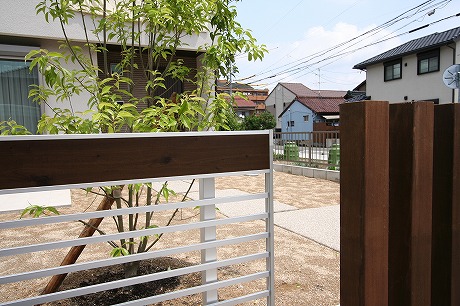 フェンス 木目