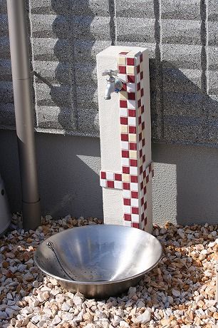 モザイクタイル水道
