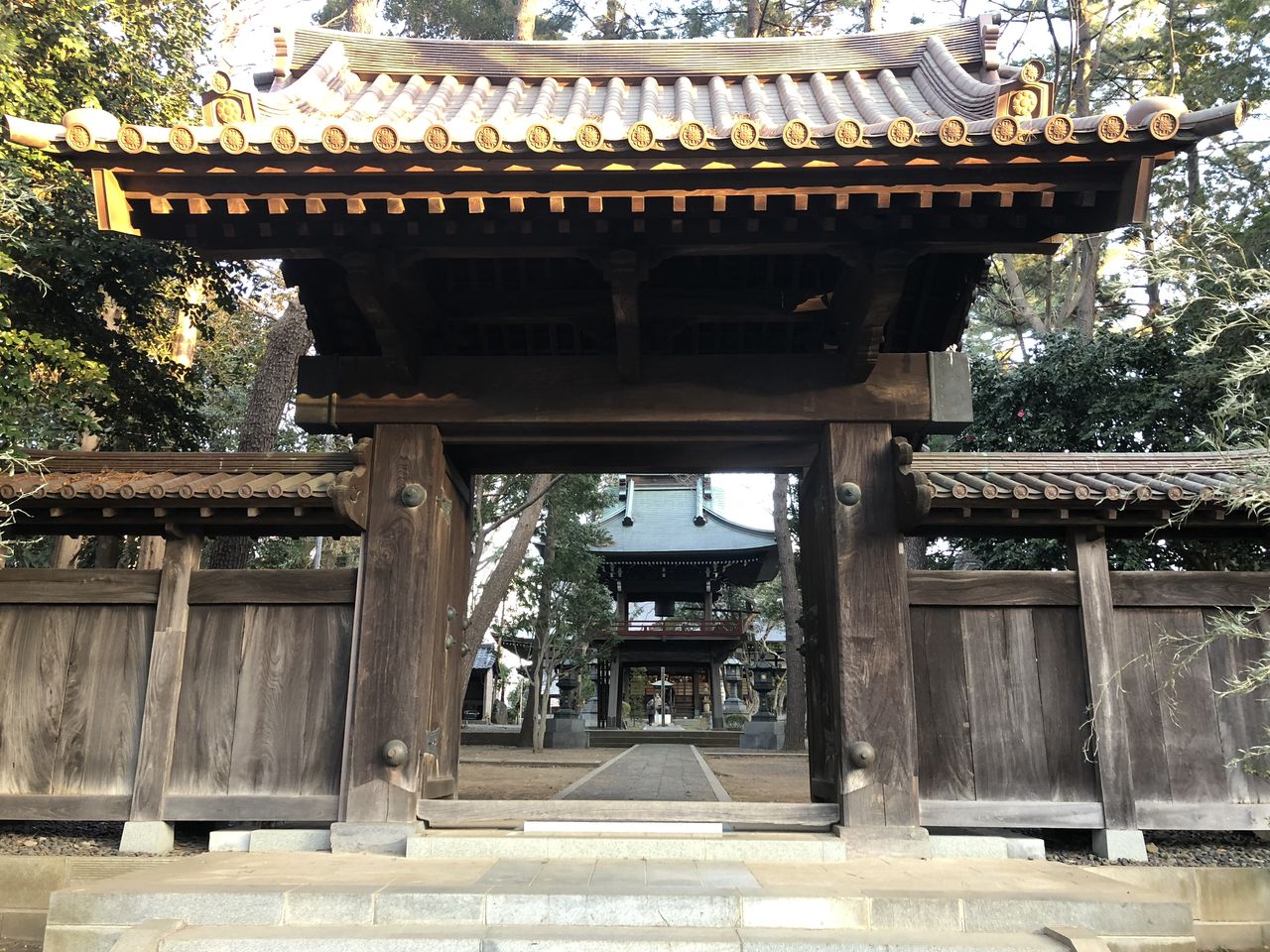 正門