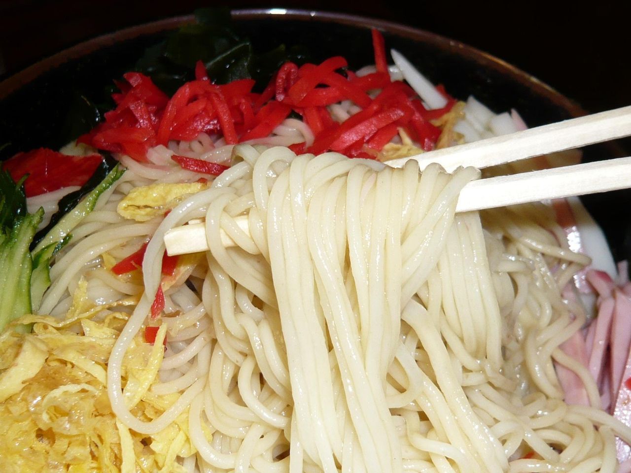 自家製麺は、冷麦のようでコシがあります!