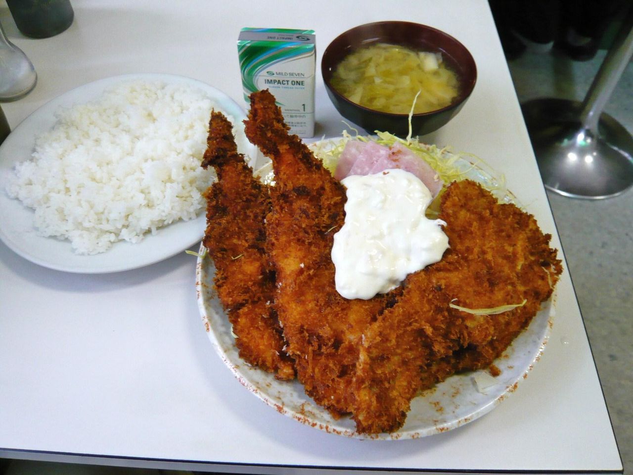 Cセット(海老フライ×2、ヒレカツ×2)800円