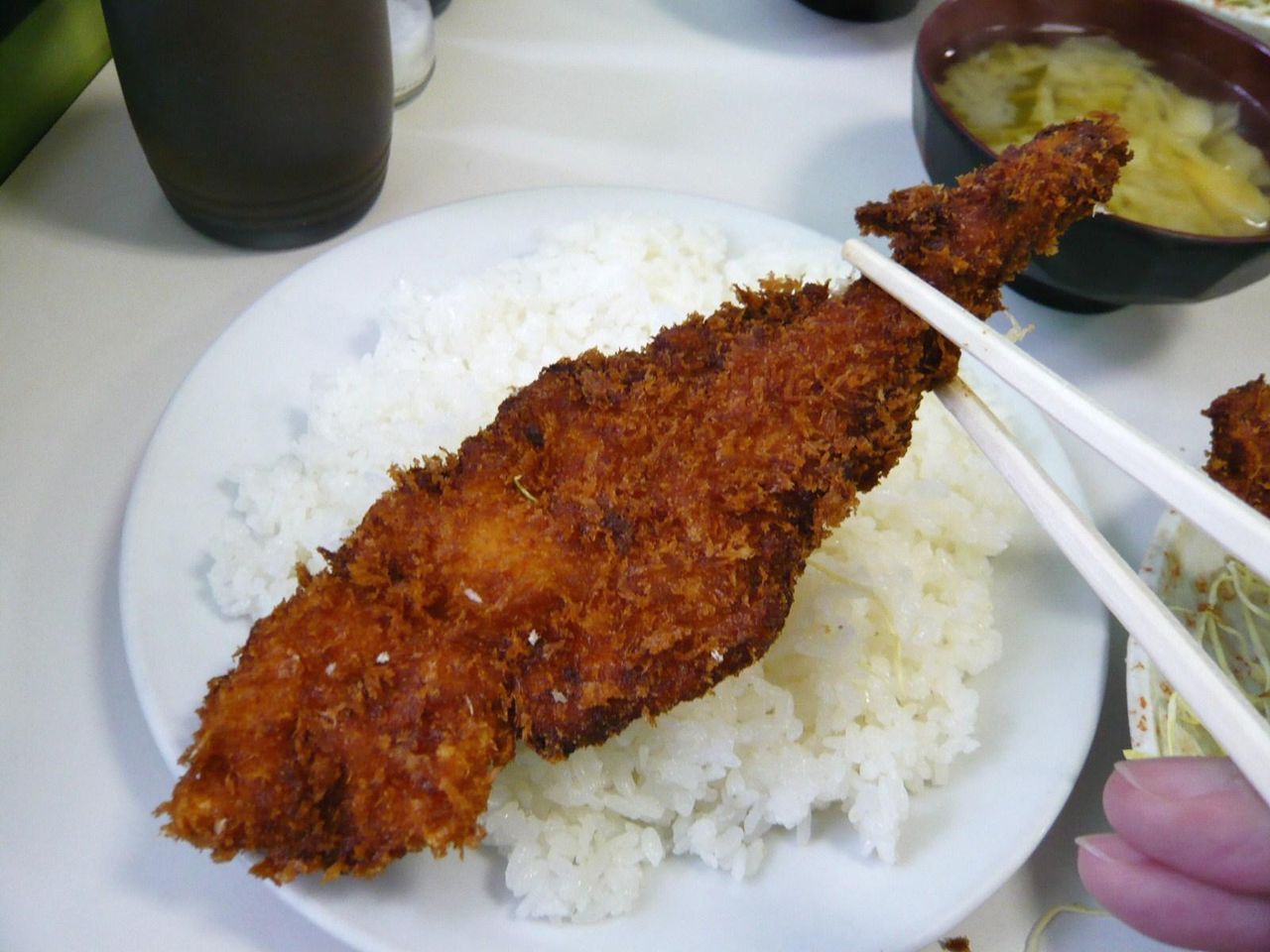 海老フライの直径は、なんと・・・20センチ!