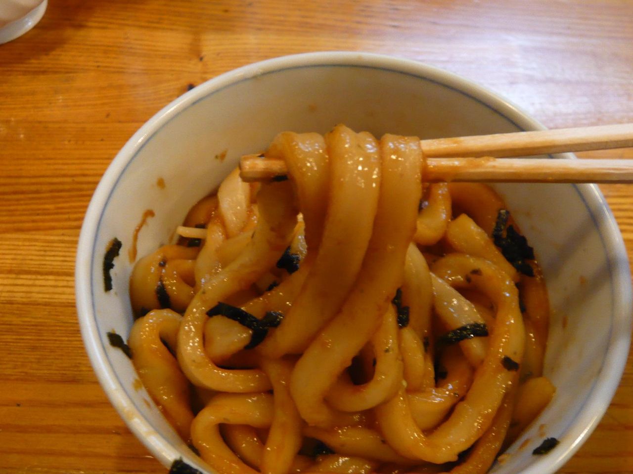 伊勢から取り寄せた、モチモチふわふわの極太うどん