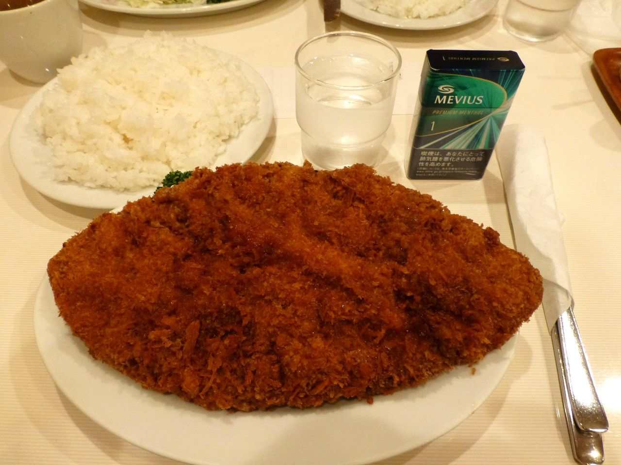 洋食スイスで、メンチカツ(L)大盛1,240円