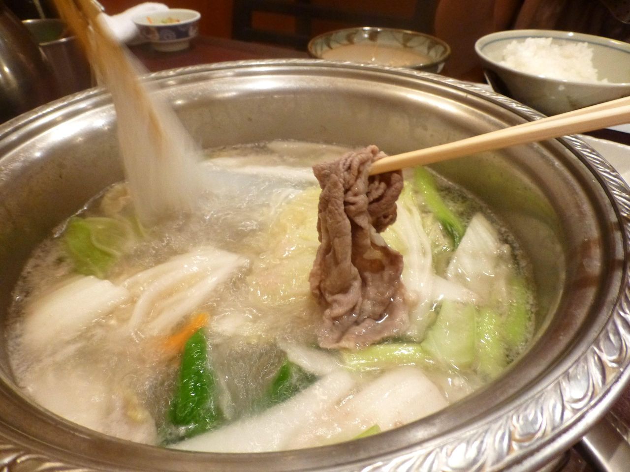 銀座で食べるしゃぶしゃぶの味は格別です!