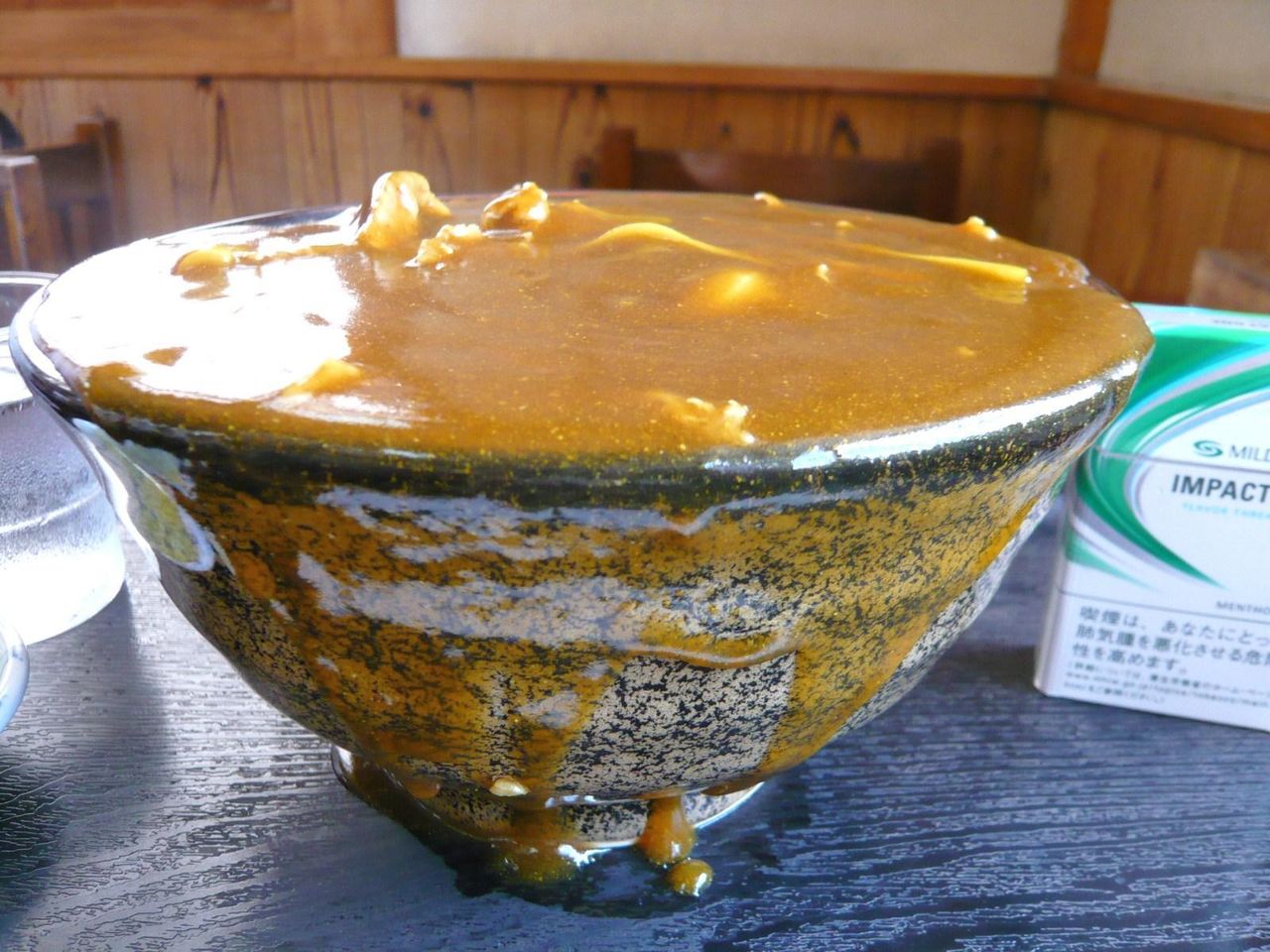 うわ〜、カレーの源泉かけ流しや〜!