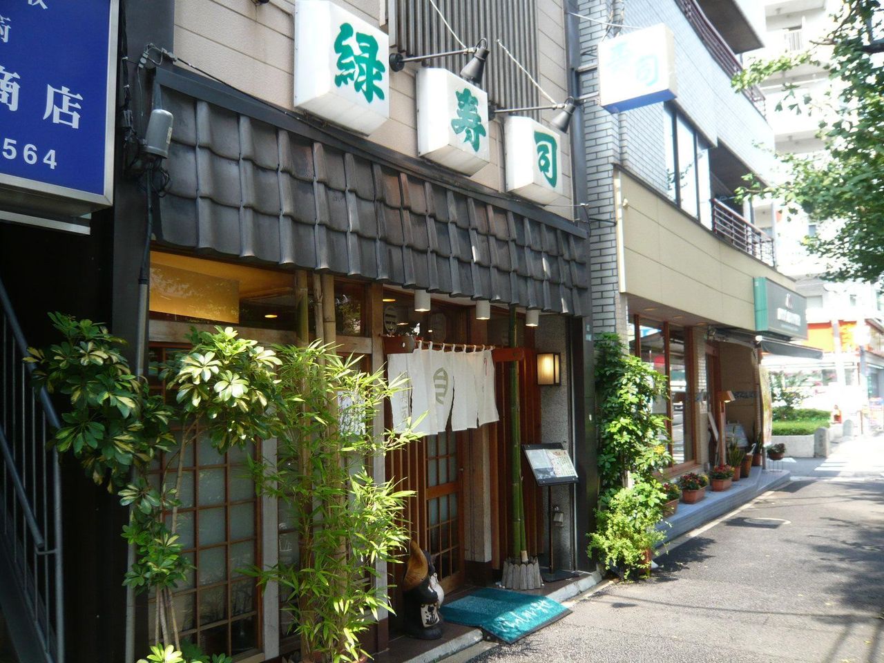 ランチは土日もやっています!