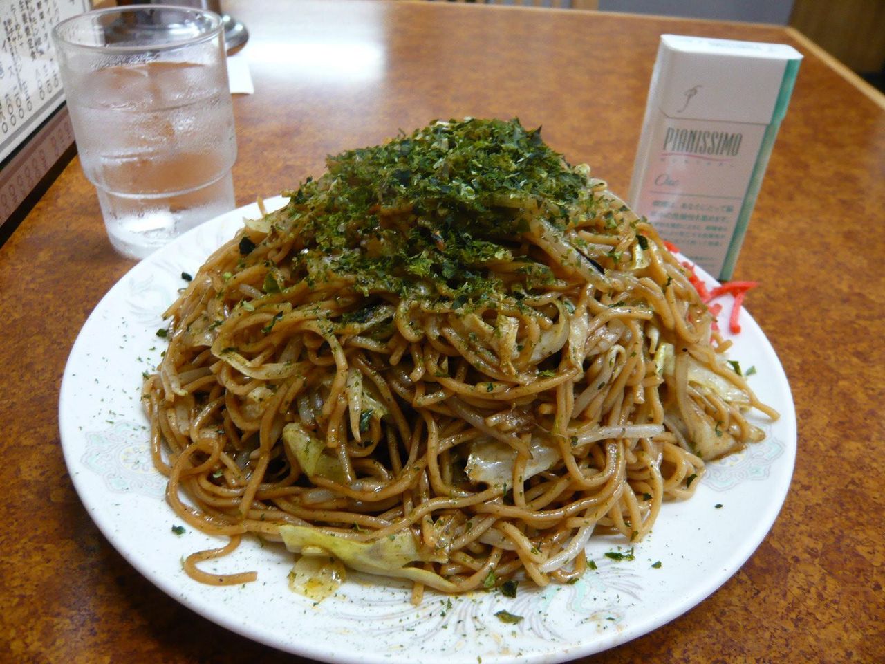 珍来名物のソース焼きそば大盛620円