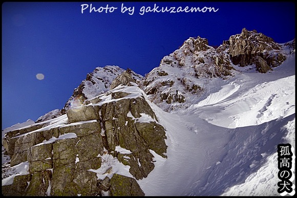 _IGP4077