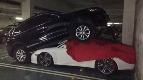 どうしてそうなった?何だか凄まじい事になっている自動車事故の画像の数々!の画像(6枚目)