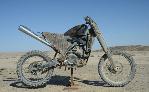 【画像】映画マッドマックスに出ていたバイクが凄い事になっている!の画像(12枚目)