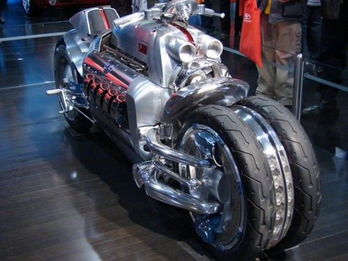 世界に10台5500万円のバイク!ダッジ・トマホークがやっぱり凄い!!の画像(15枚目)