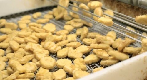 【画像】マクドナルドのチキンマックナゲットができるまでを公開!!の画像(18枚目)
