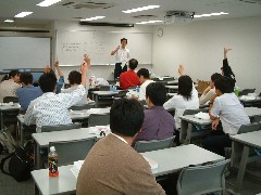 出口陽正さん《落下運動の世界》3