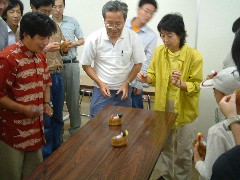 モダシさんの〈お楽しみ科学実験ライブ〉タワッチくんレース