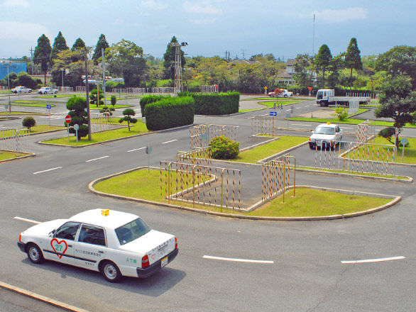 【栃木県自動車学校】宇都宮市の自動車教習所 - 短期教習も可能!人気プランも多数ご用意!普通免許から大型特殊・自動 ...