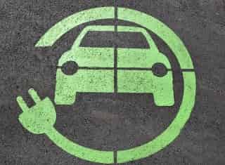 electric-charge-2301604_640s-min