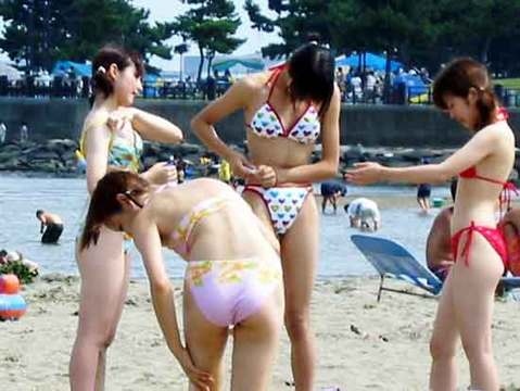 ギャルの水着画像014