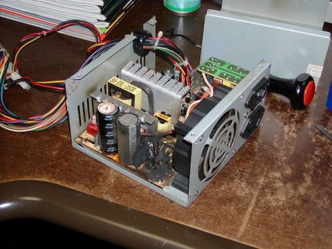 パソコン 電源