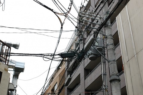 日本は電柱