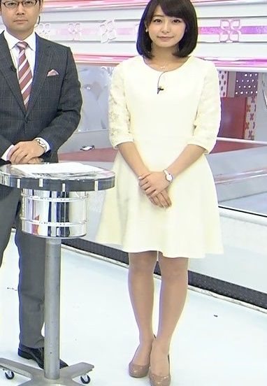 顔が超可愛い宇垣美里アナ(23)のミニスカ美脚を下からパシャリ！【エロ画像】