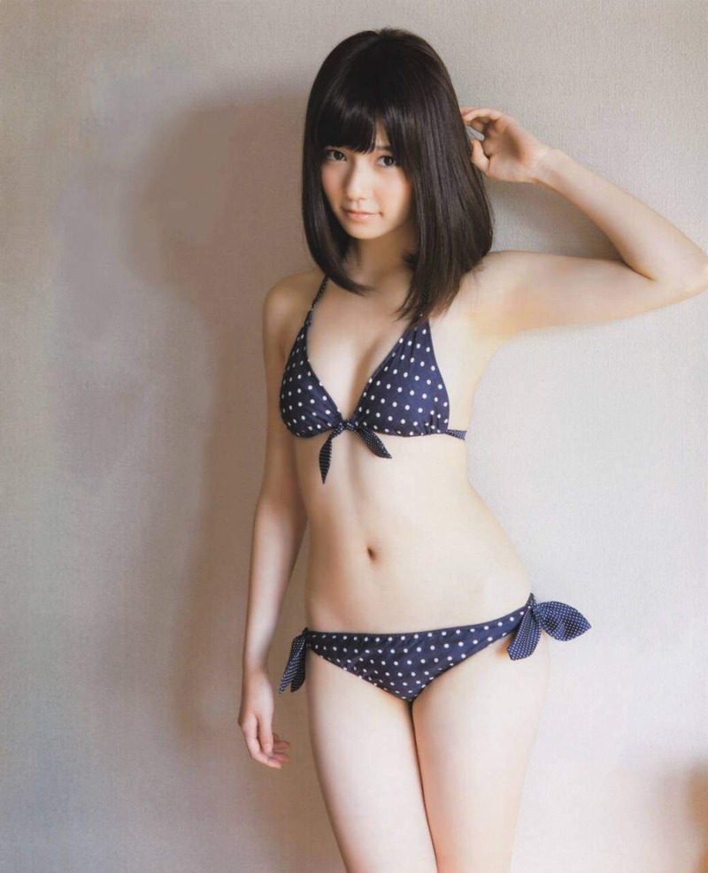 AKB卒業するぱるるのグラビアで抜き納めしようぜww困り顔がトレードマークの女優になるらしいわww【エロ画像】