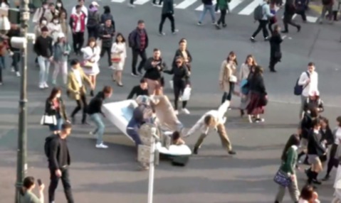 交差点ベッド