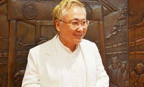 高須克弥院長_top_1025