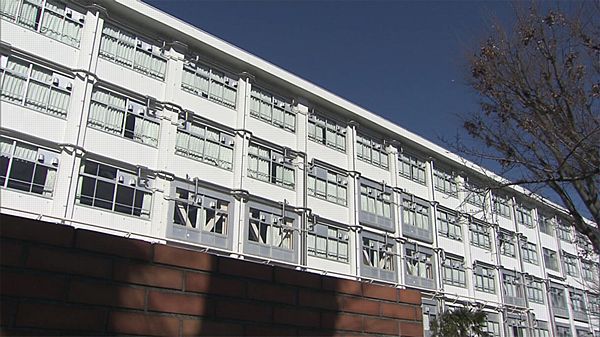 【町田総合高校】教師の暴力動画、SNSで拡散「炎上させようぜ」=男子生徒にピアスを外すよう求めたところ…