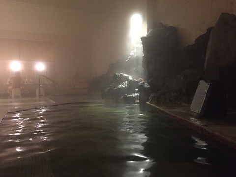2015-12-28-18-00-48