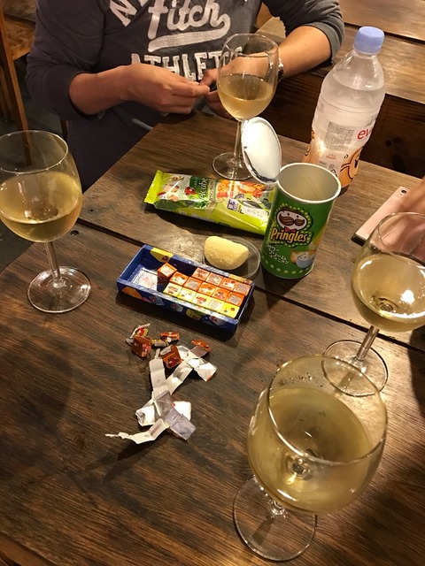 2016-11-20-17-51-18