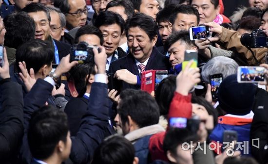 http://livedoor.blogimg.jp/gensen_2ch/imgs/6/b/6b748177.jpg